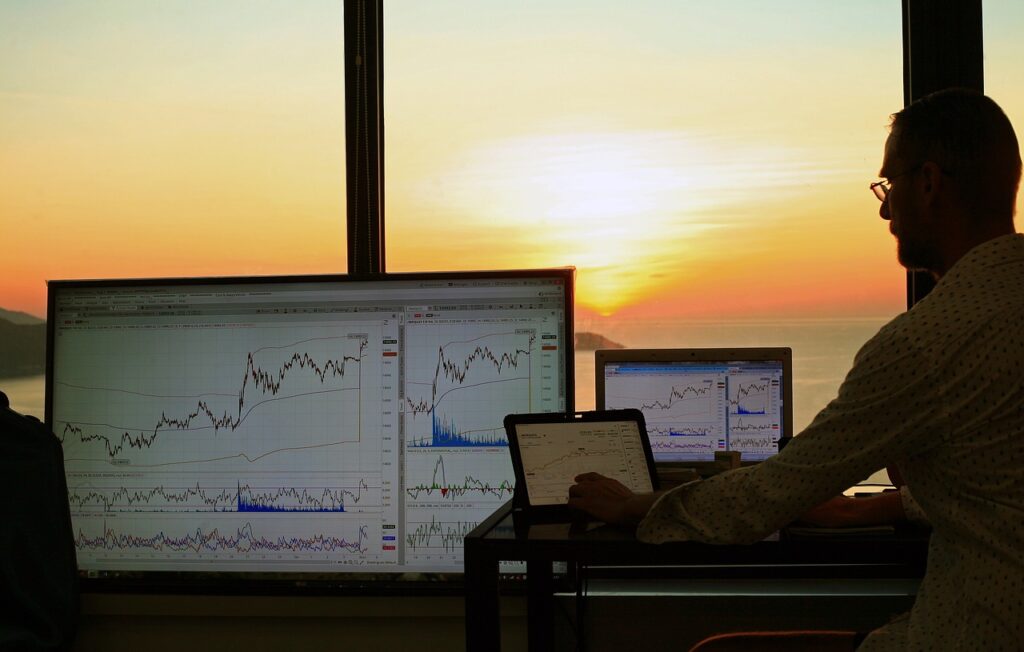 https://feelthecandlesticks.com/monthly-expiry-for-bank-nifty-finnifty/